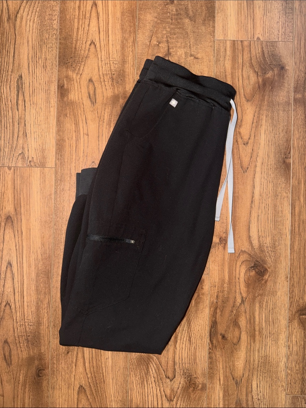 Figs Women’s Zamora High-Rise Black Jogger Scrub Pants with Grey Drawstrings